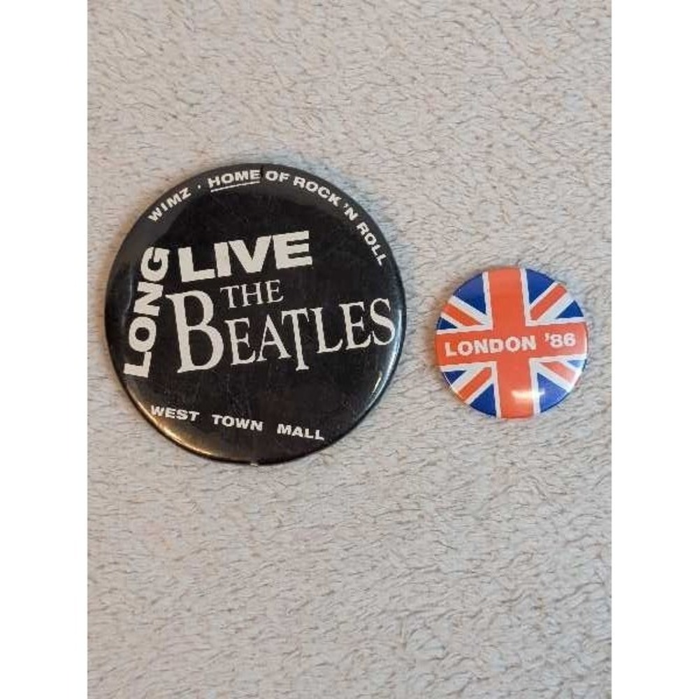 Vintage‎ The Beatles Live Pin London '86 Union Jack Button Set